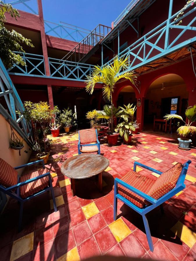 Flyfishes Hotel Saint-Louis Exterior foto
